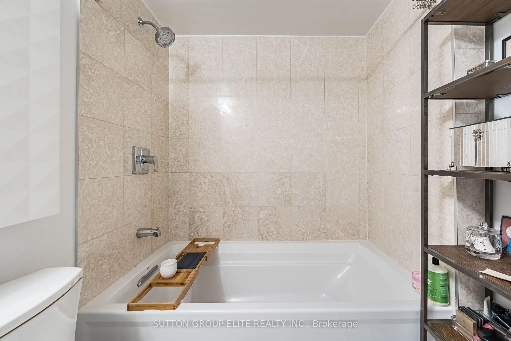 3018 Yonge Street #814