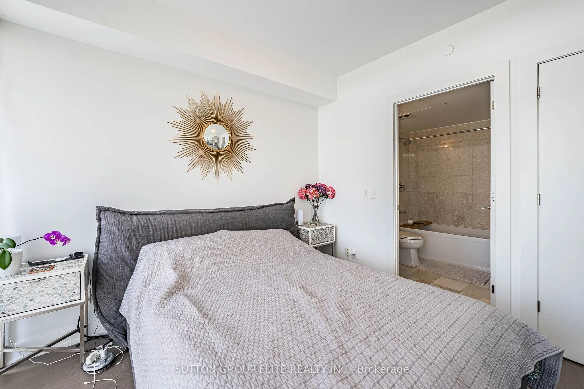 3018 Yonge Street #814