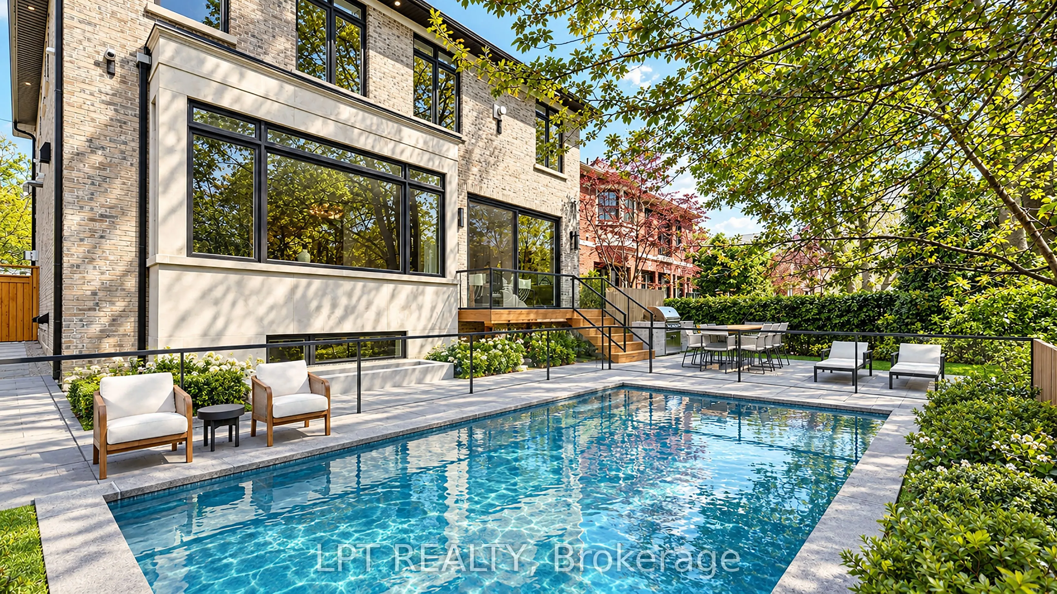 431 Heath Street E