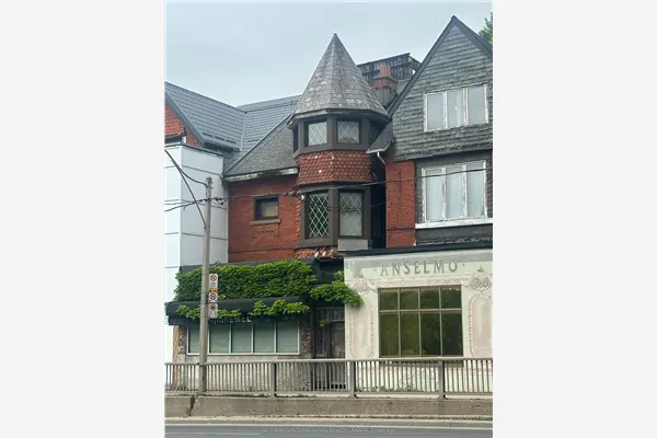 278 Avenue Road