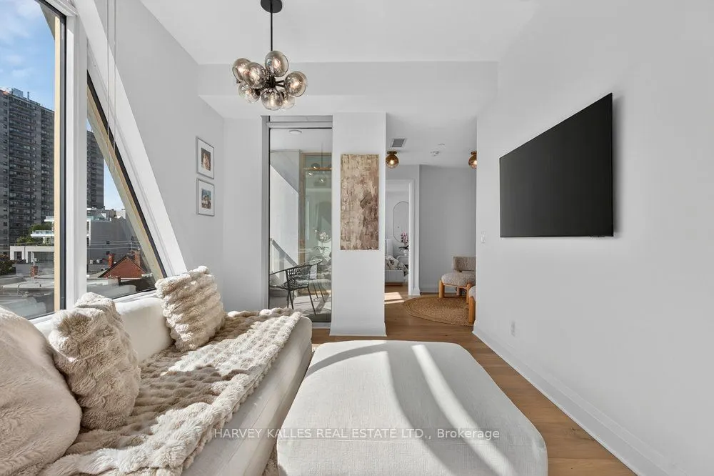 151 Avenue Road #510