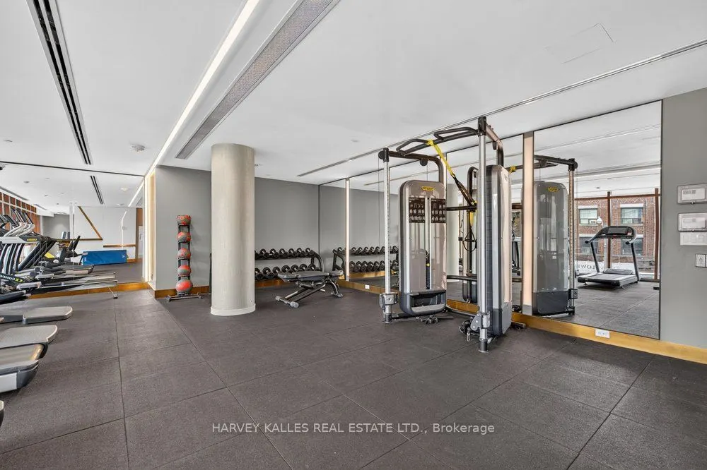 151 Avenue Road #510