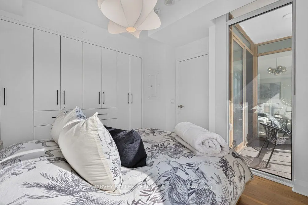 151 Avenue Road #510