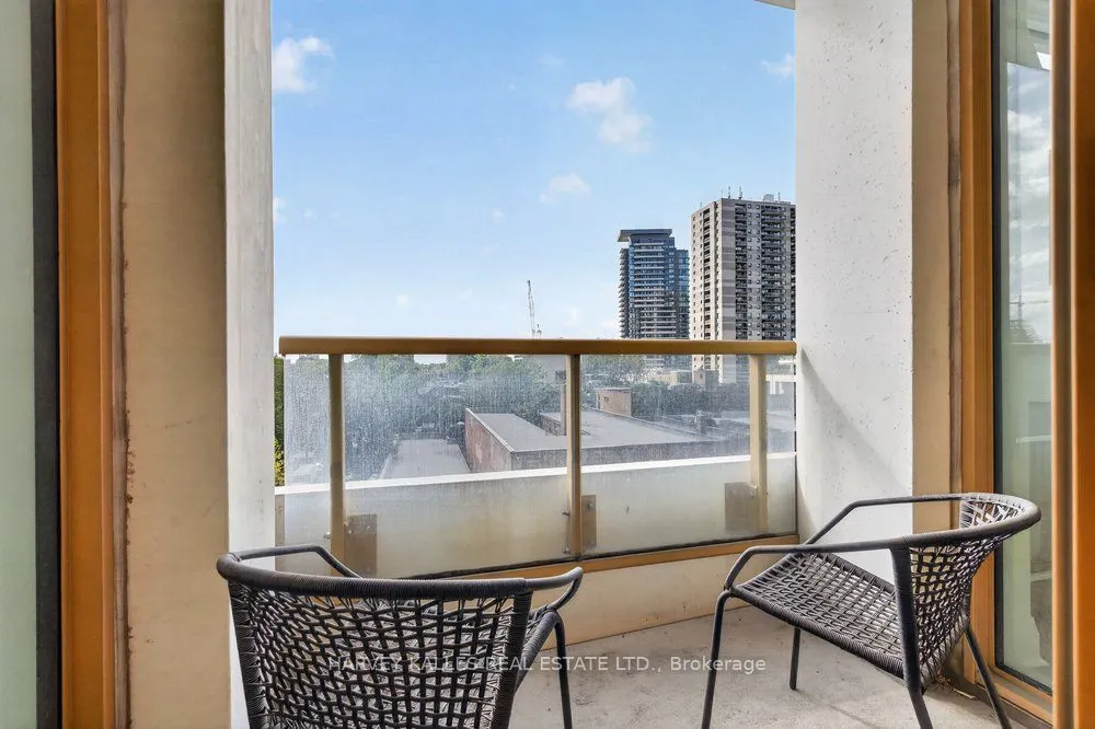 151 Avenue Road #510