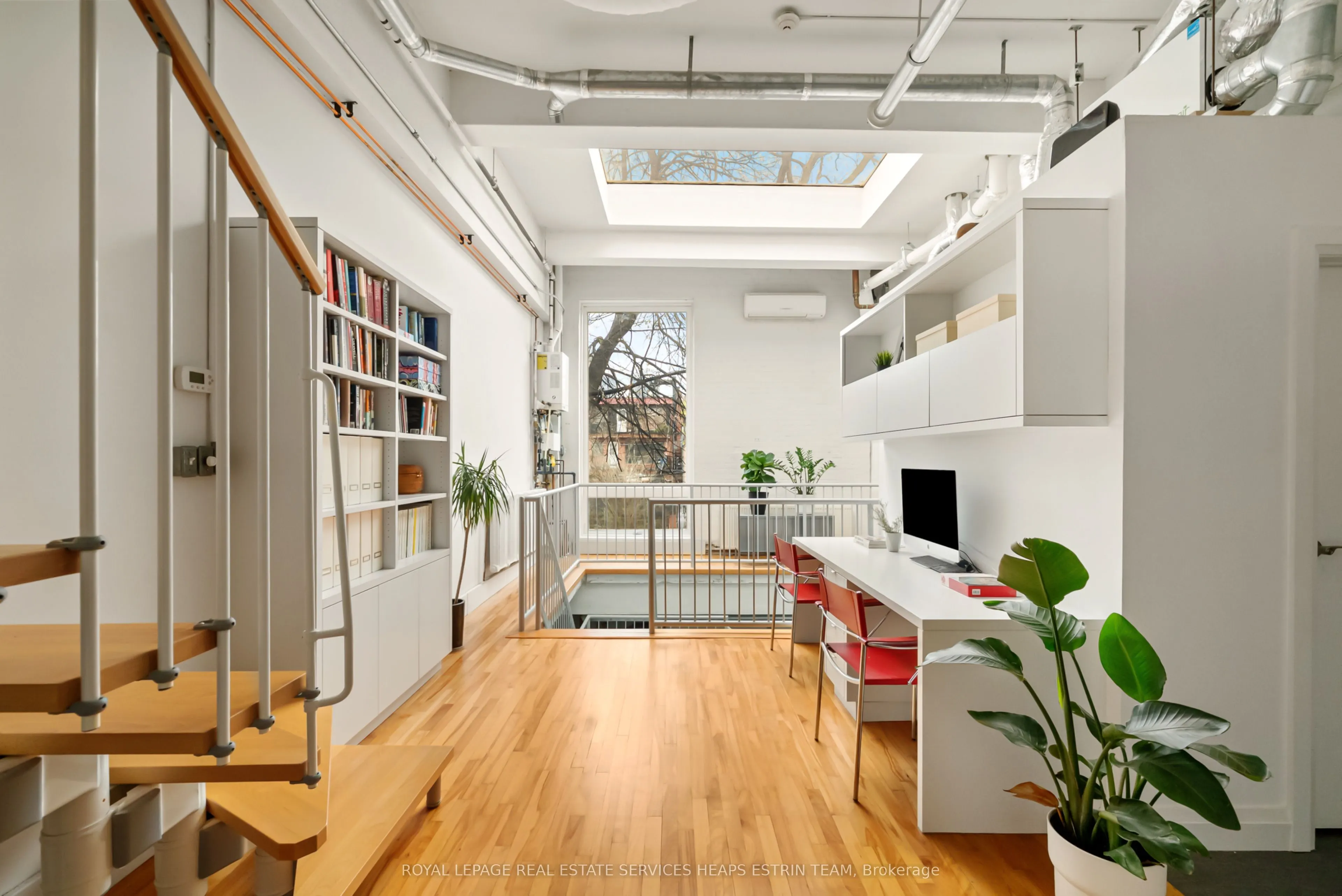 264 Seaton Street #205