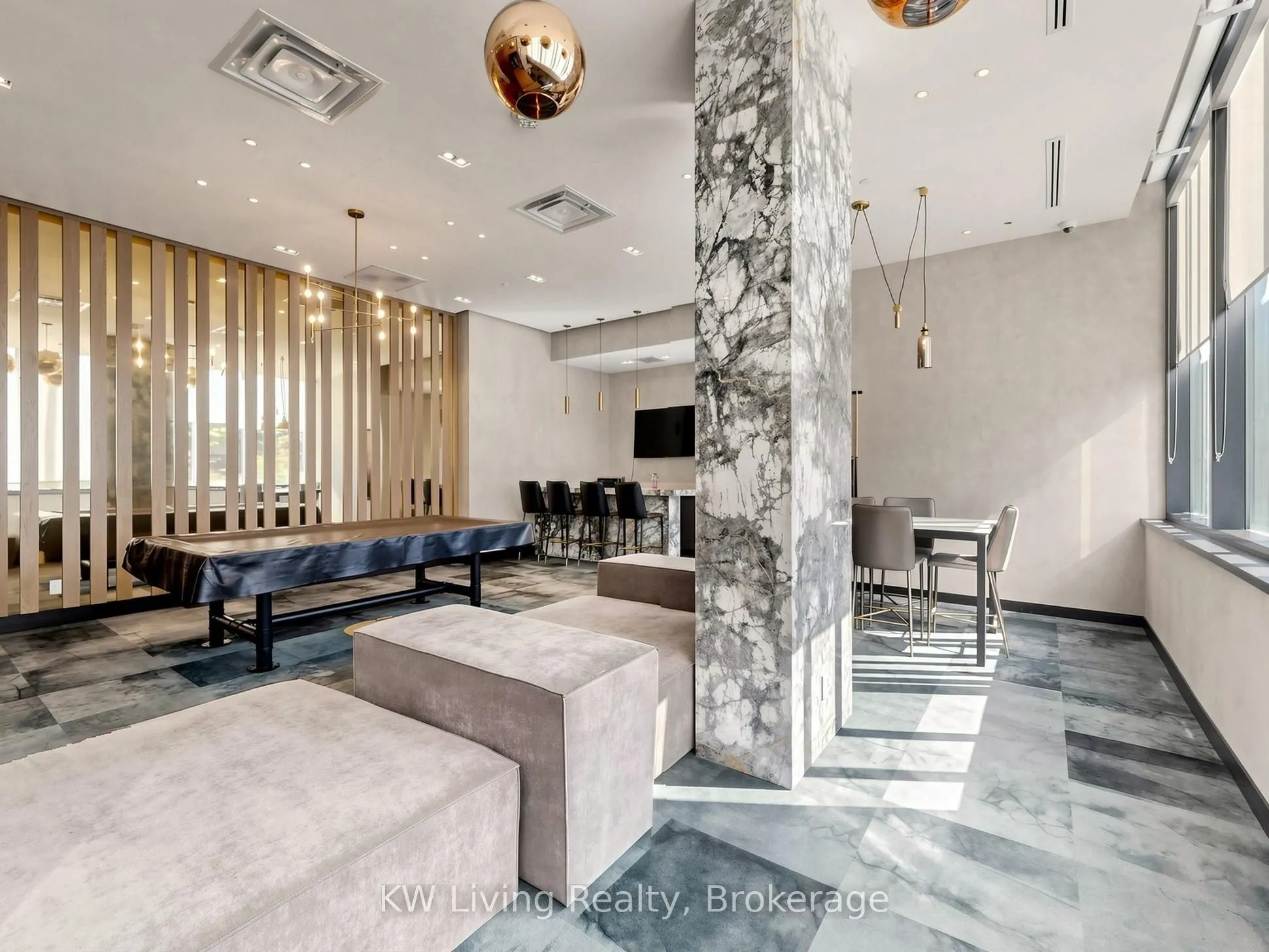 11 Lillian Street #406