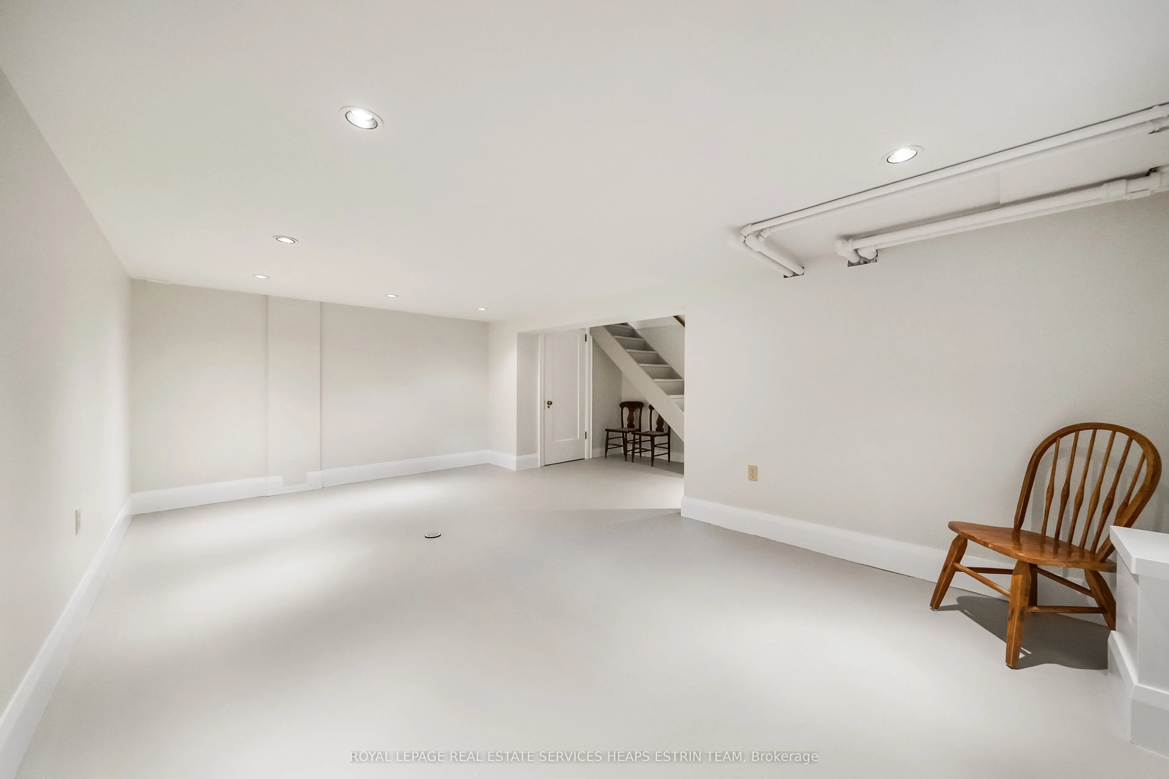 106 Colin Avenue