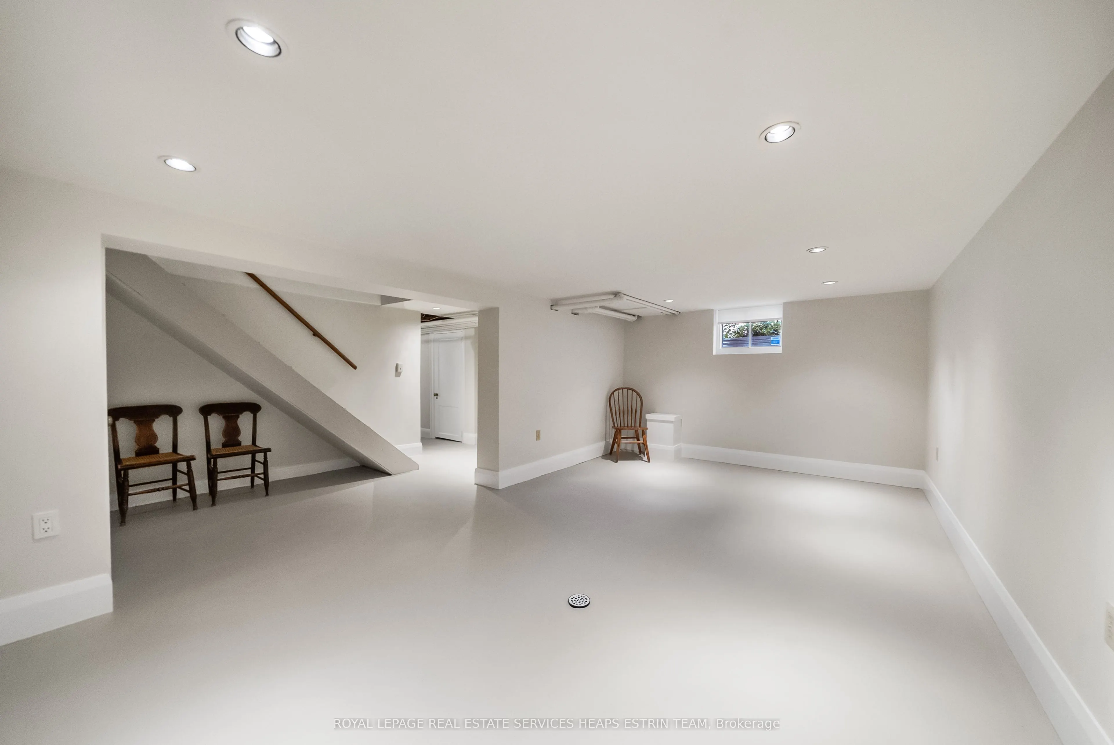 106 Colin Avenue