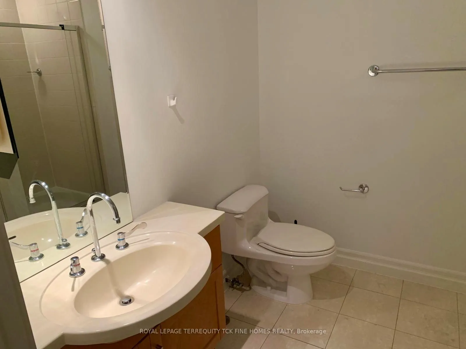 500 Queens Quay W #1016E