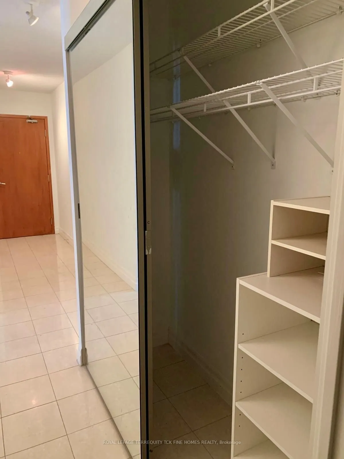 500 Queens Quay W #1016E