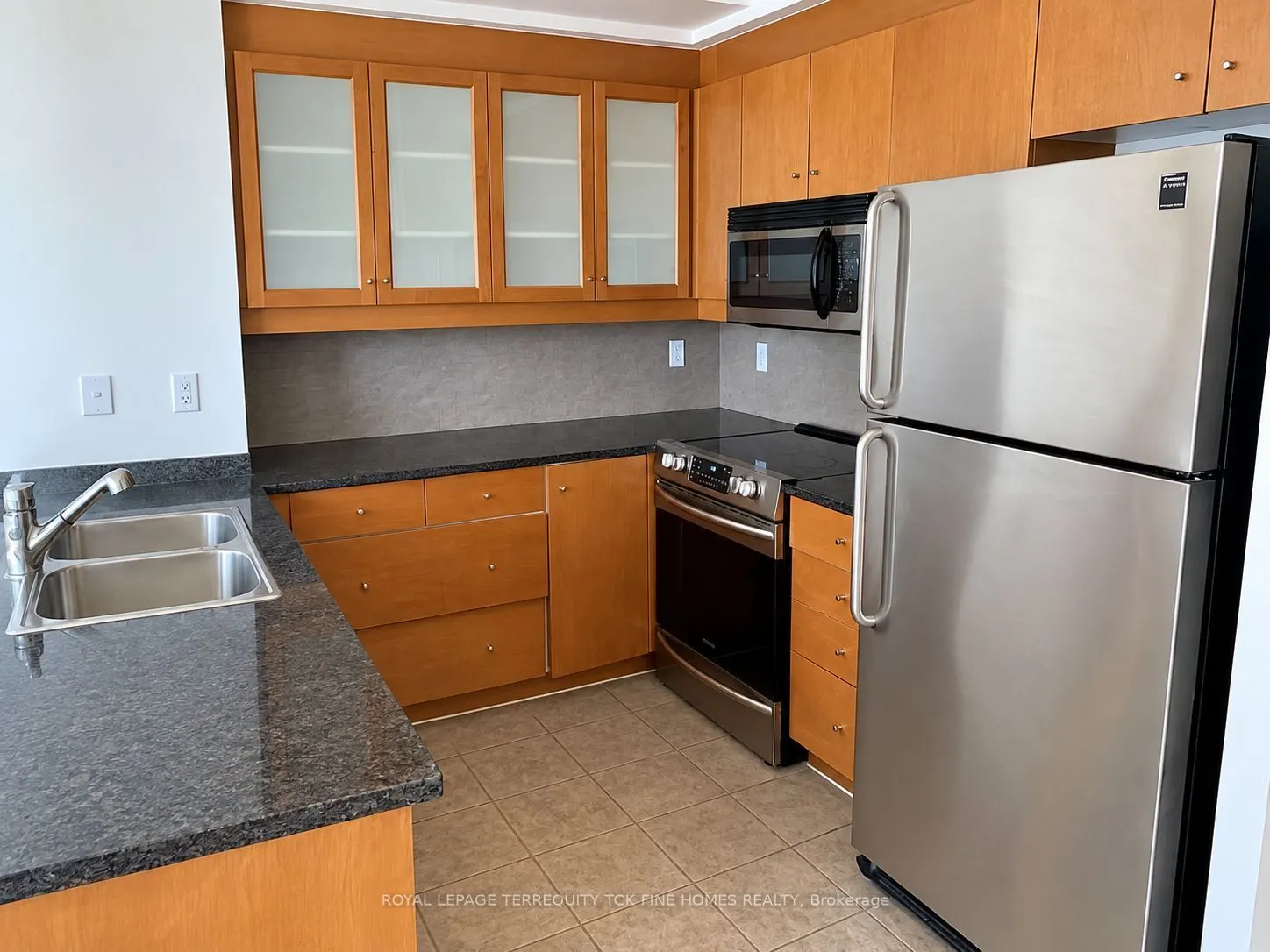 500 Queens Quay W #1016E