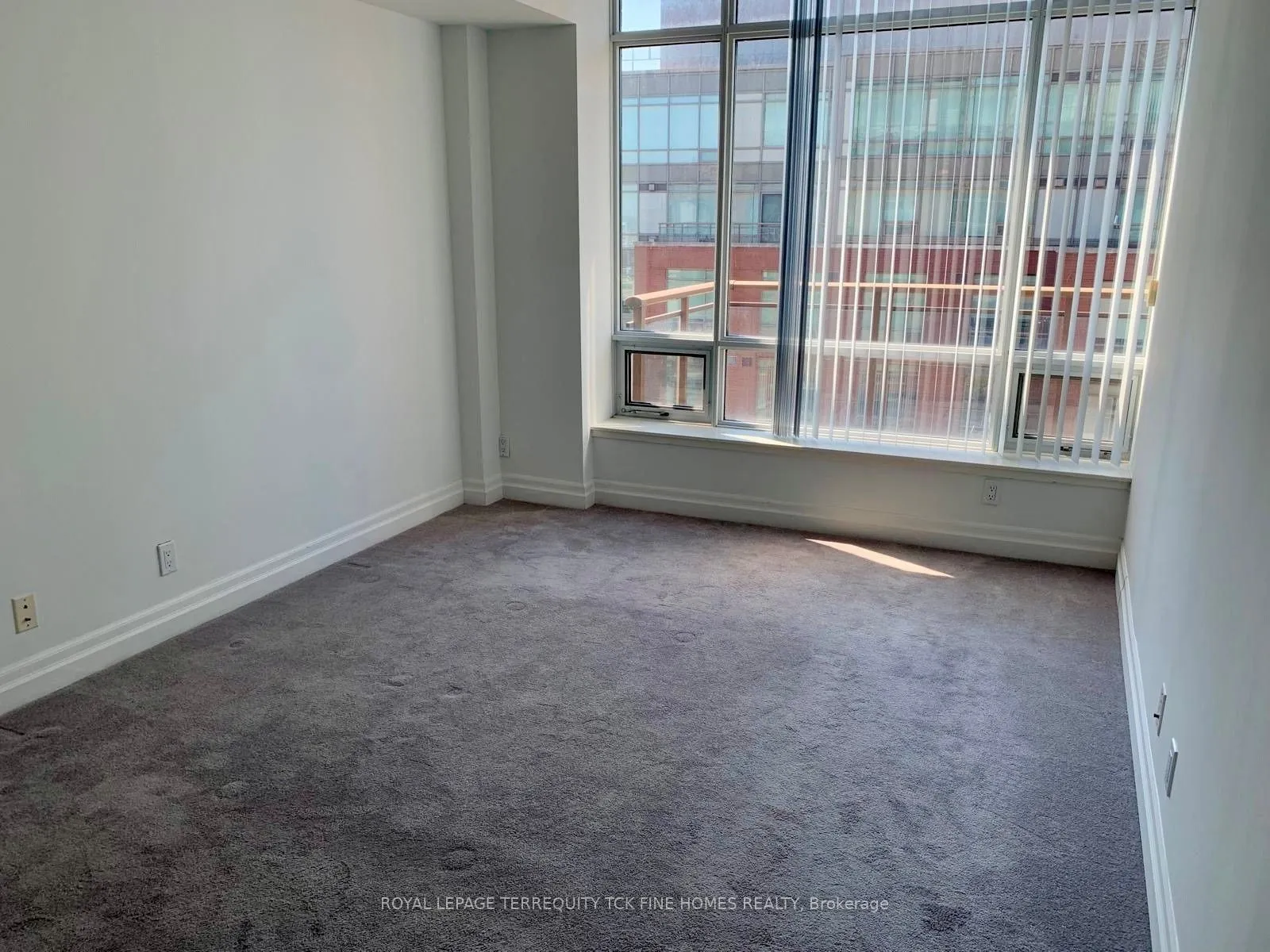 500 Queens Quay W #1016E