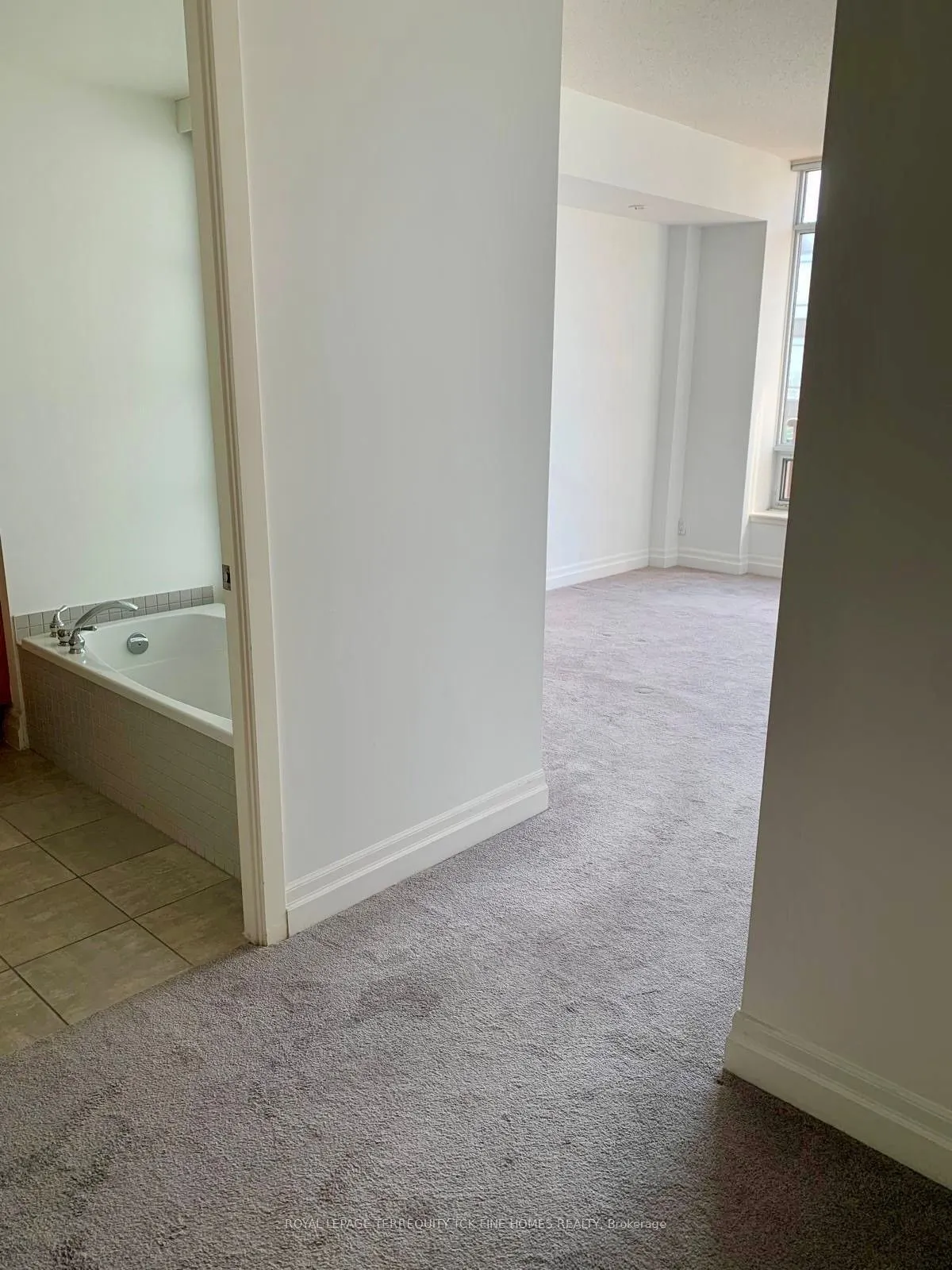 500 Queens Quay W #1016E