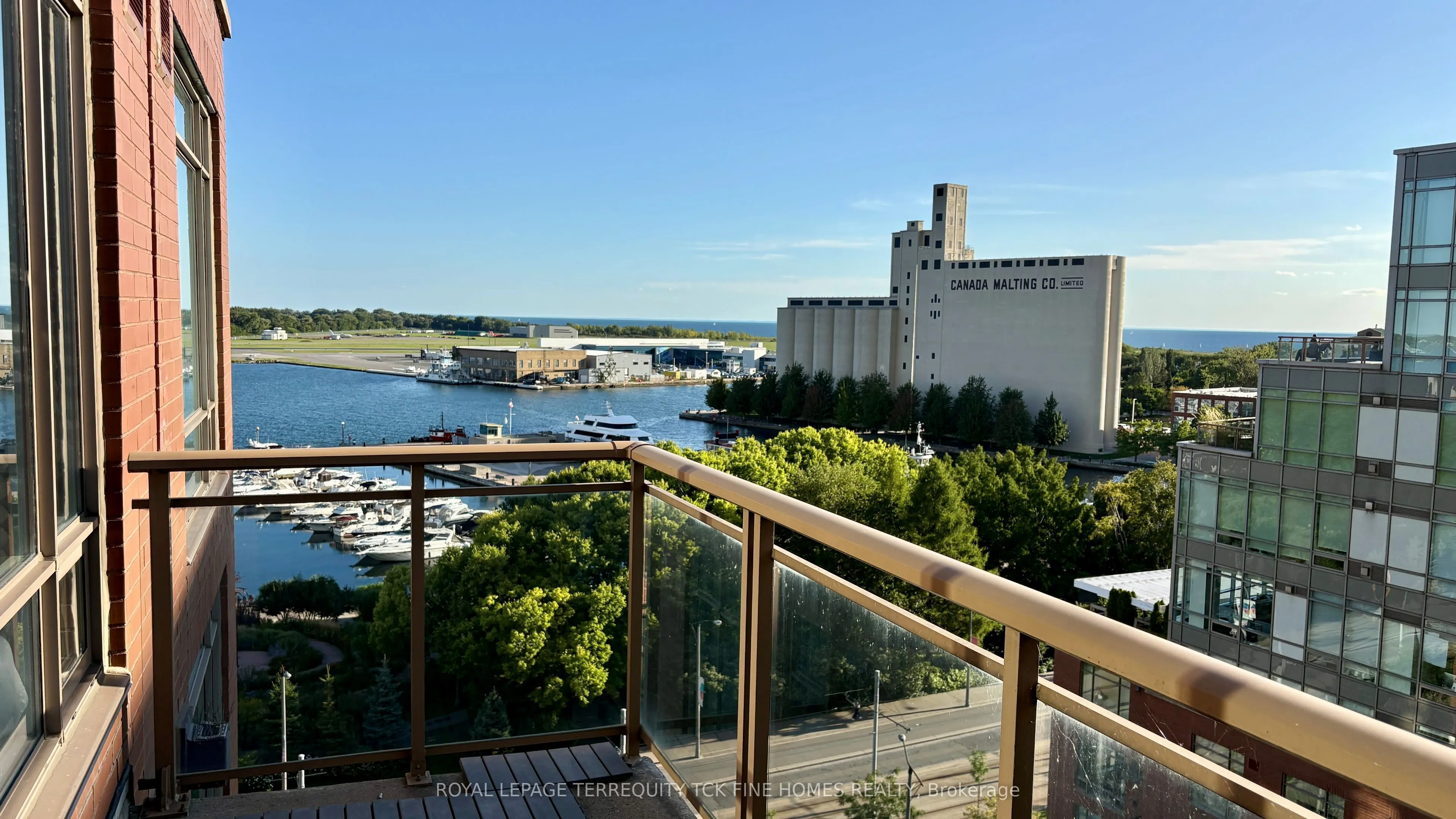 500 Queens Quay W #1016E