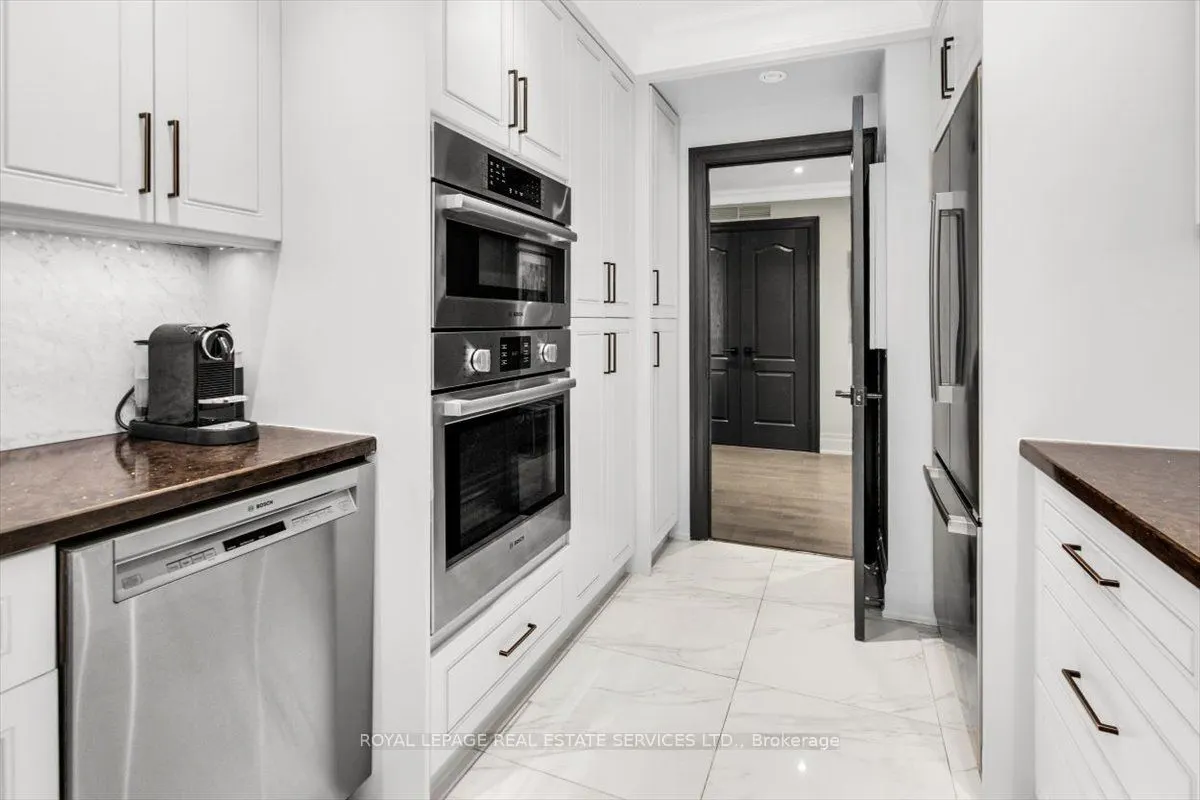 619 Avenue Road #1104