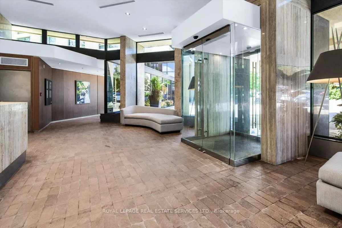619 Avenue Road #1104