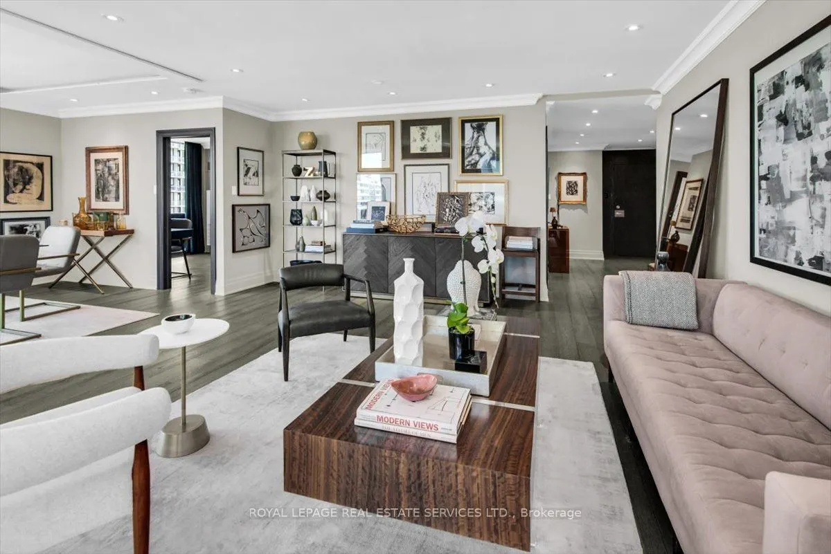 619 Avenue Road #1104