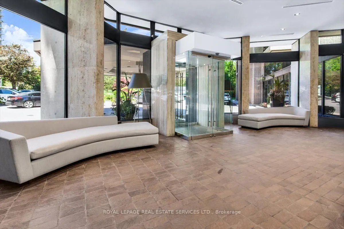 619 Avenue Road #1104