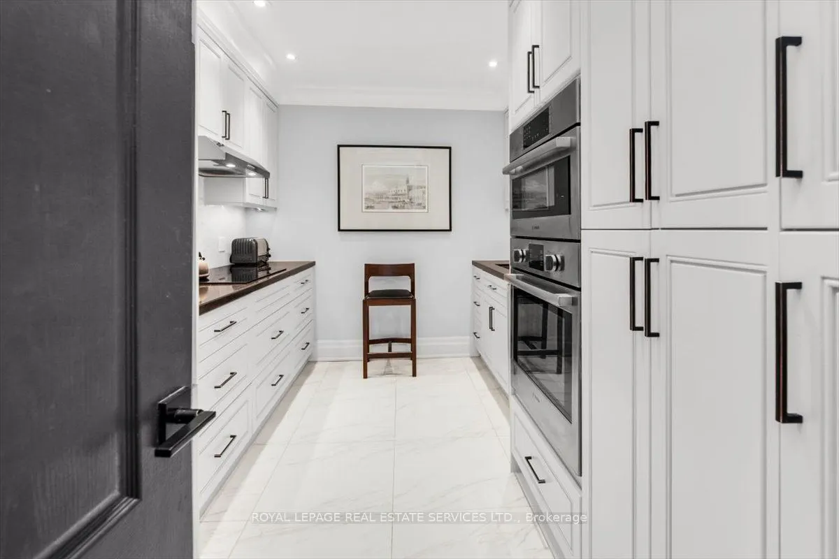 619 Avenue Road #1104