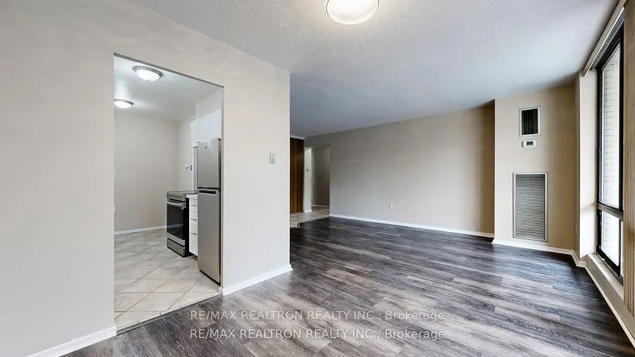 350 Seneca Hill Drive #212