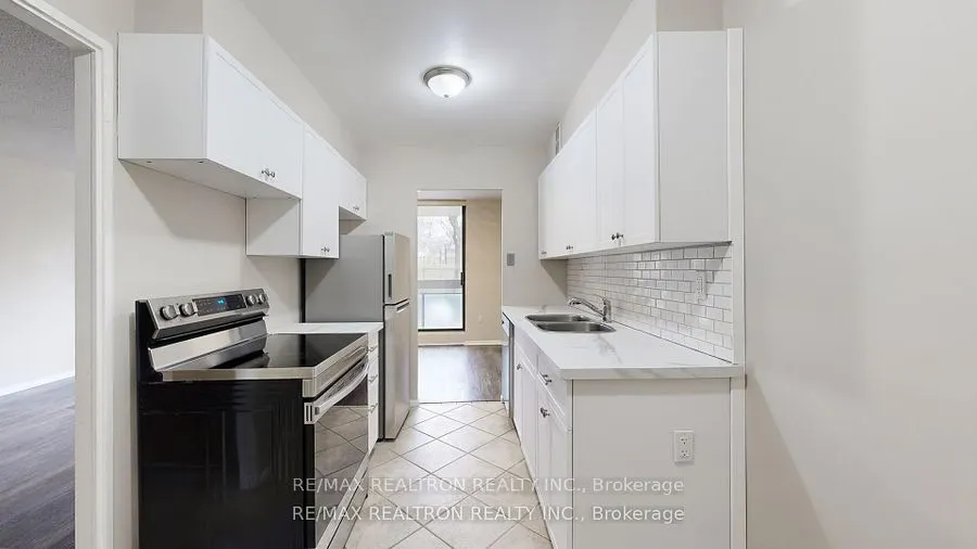 350 Seneca Hill Drive #212