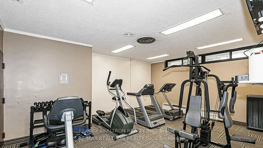 350 Seneca Hill Drive #212