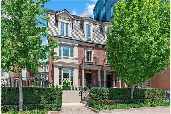 288 St Clair Avenue W #TH1