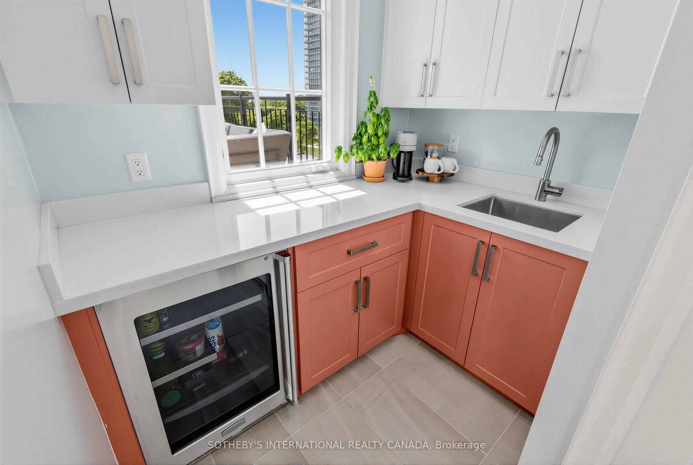 288 St Clair Avenue W #TH1