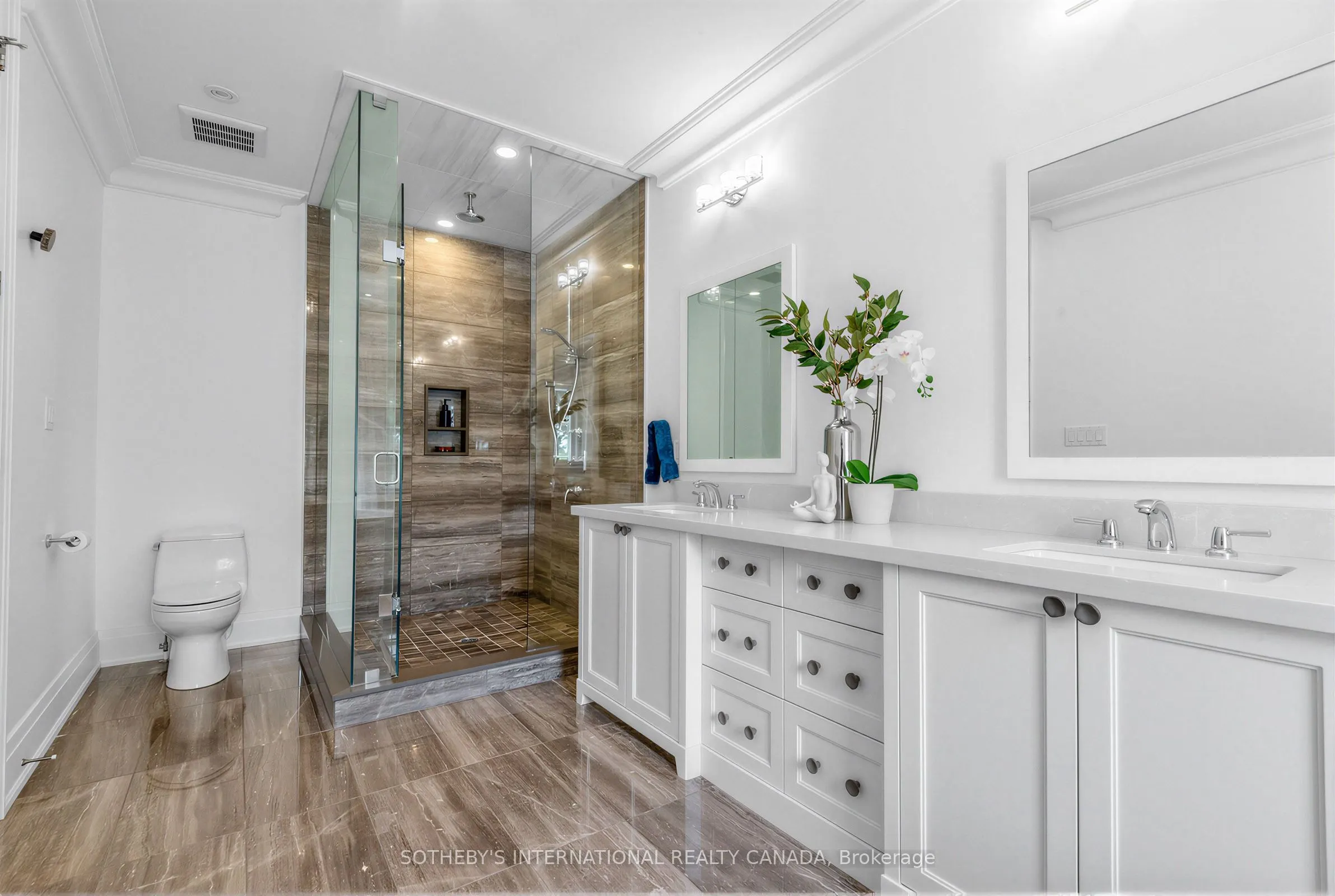 288 St Clair Avenue W #TH1