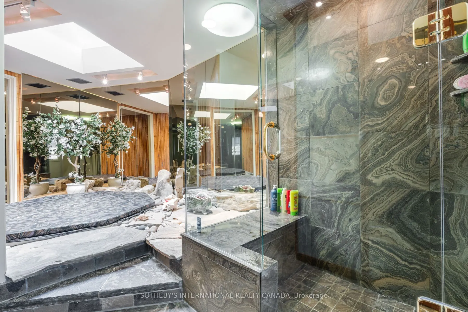 340 Riverview Drive