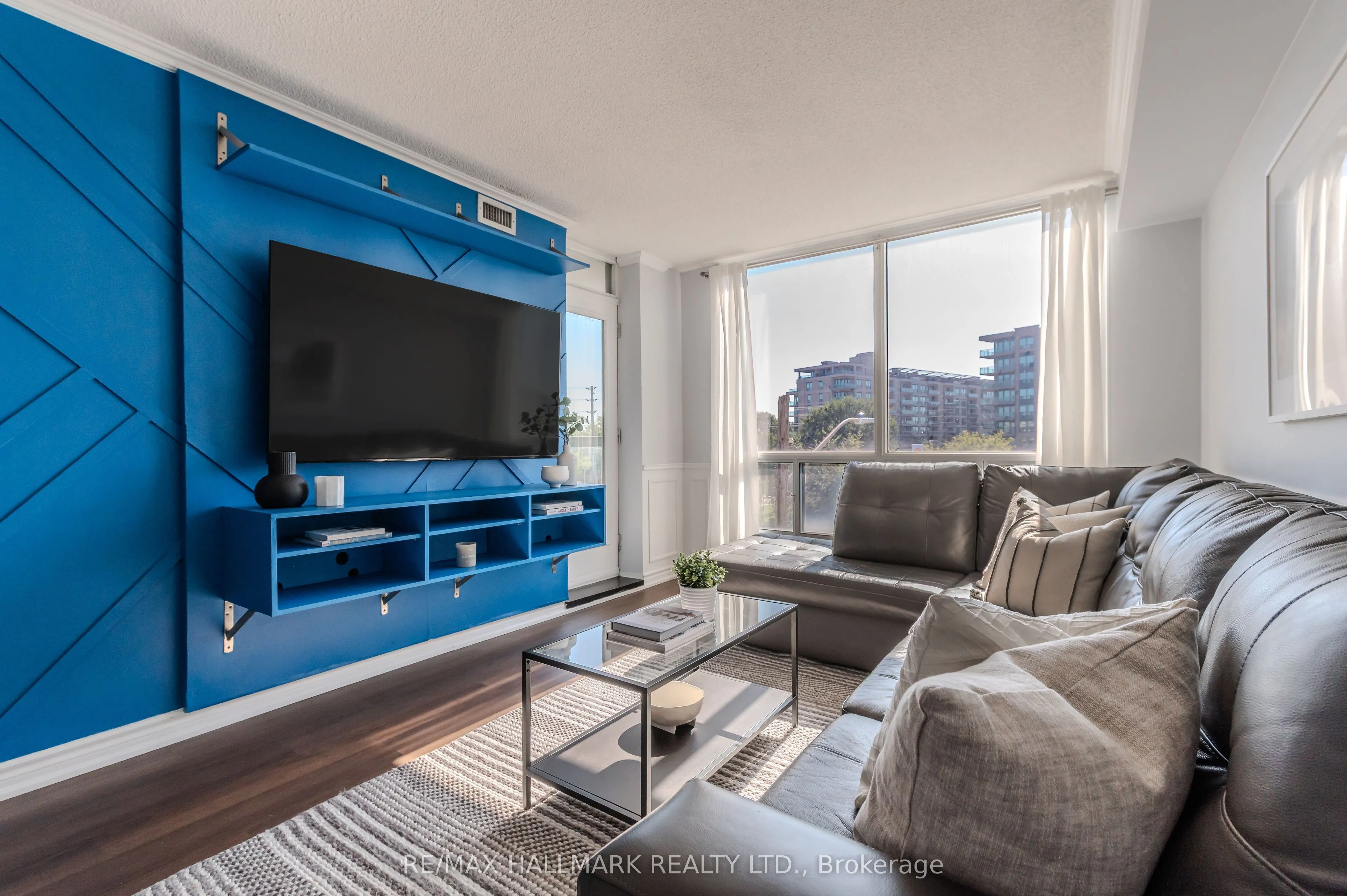906 Sheppard Avenue W #308