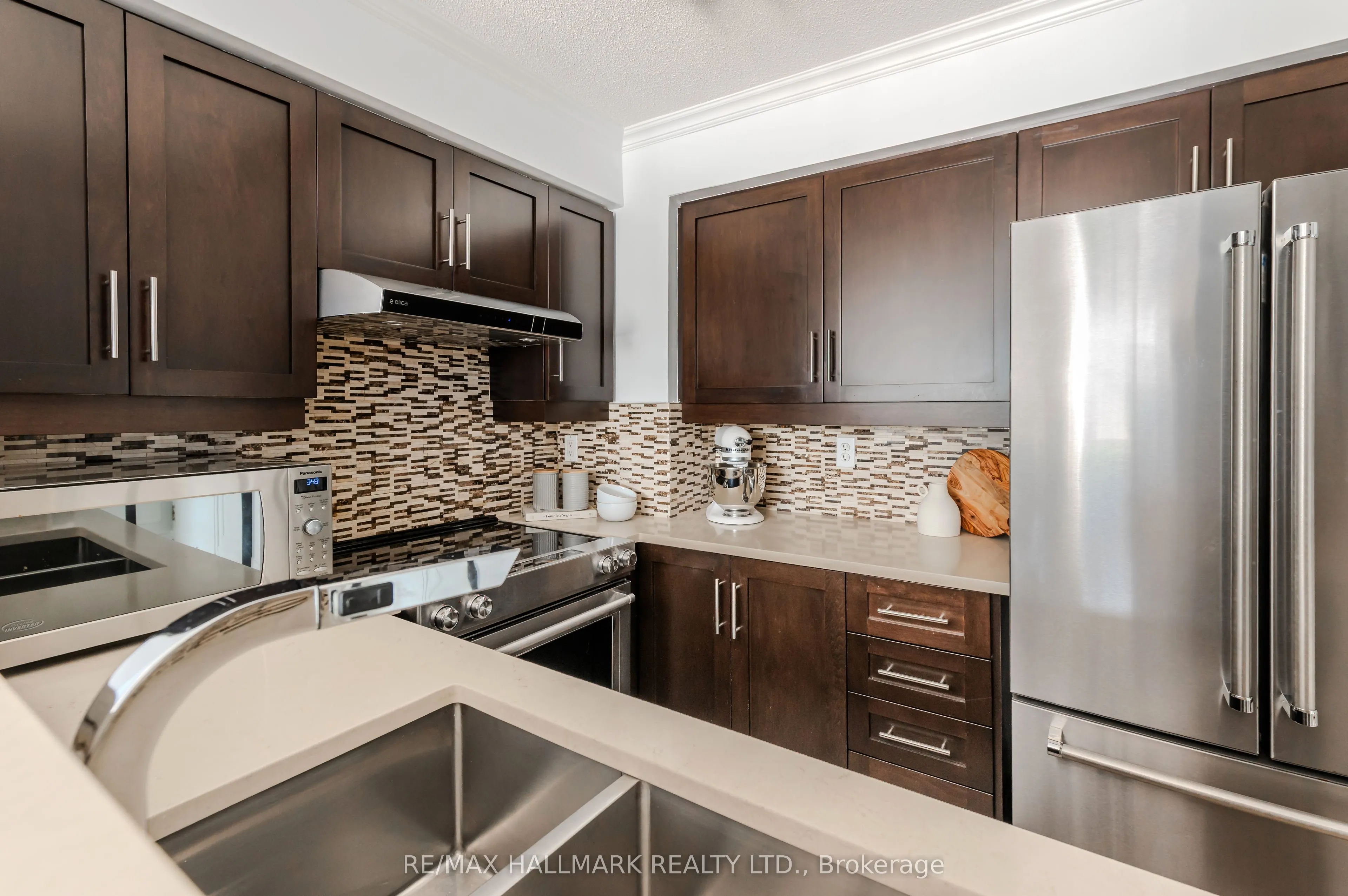 906 Sheppard Avenue W #308