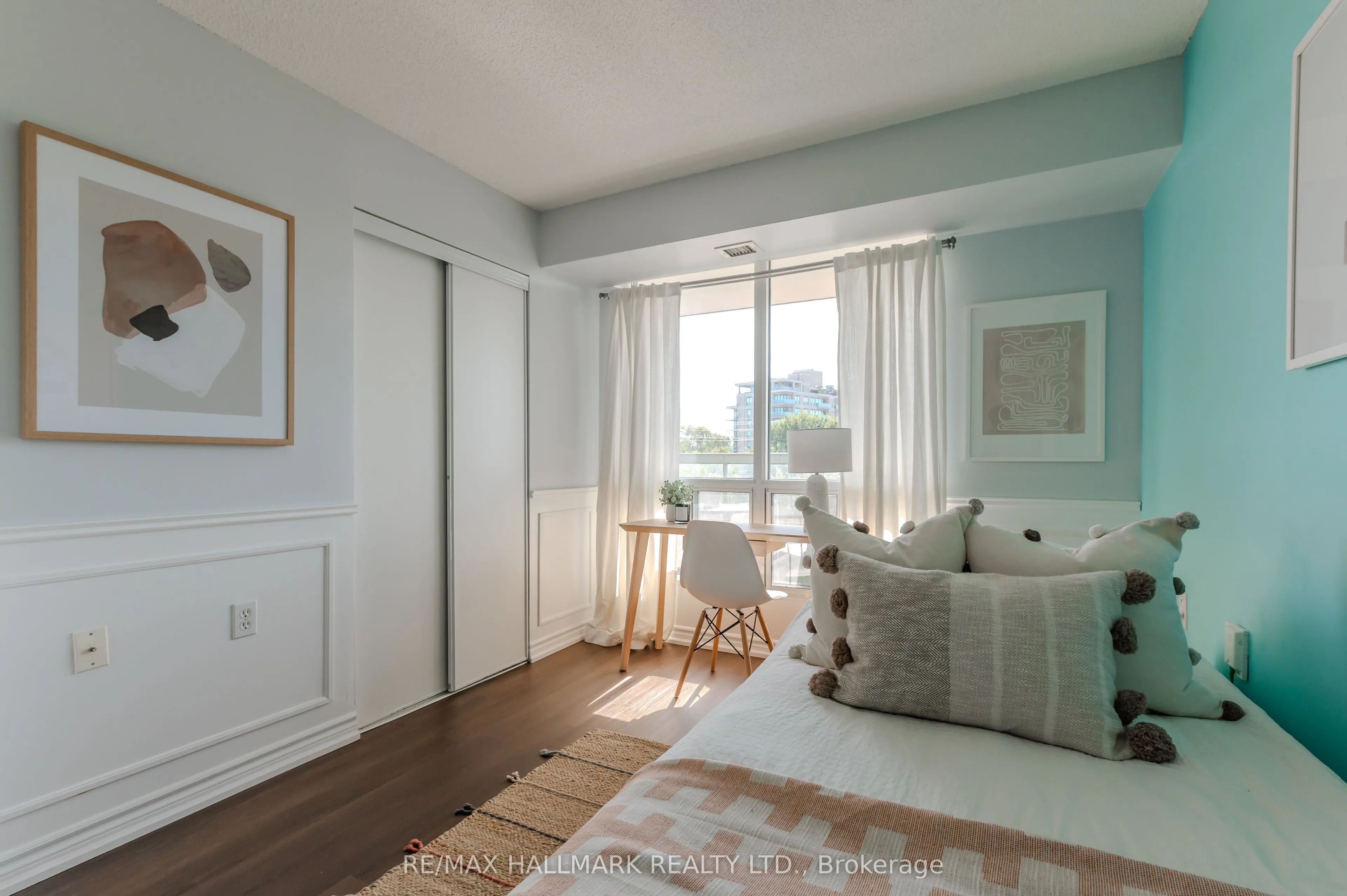 906 Sheppard Avenue W #308