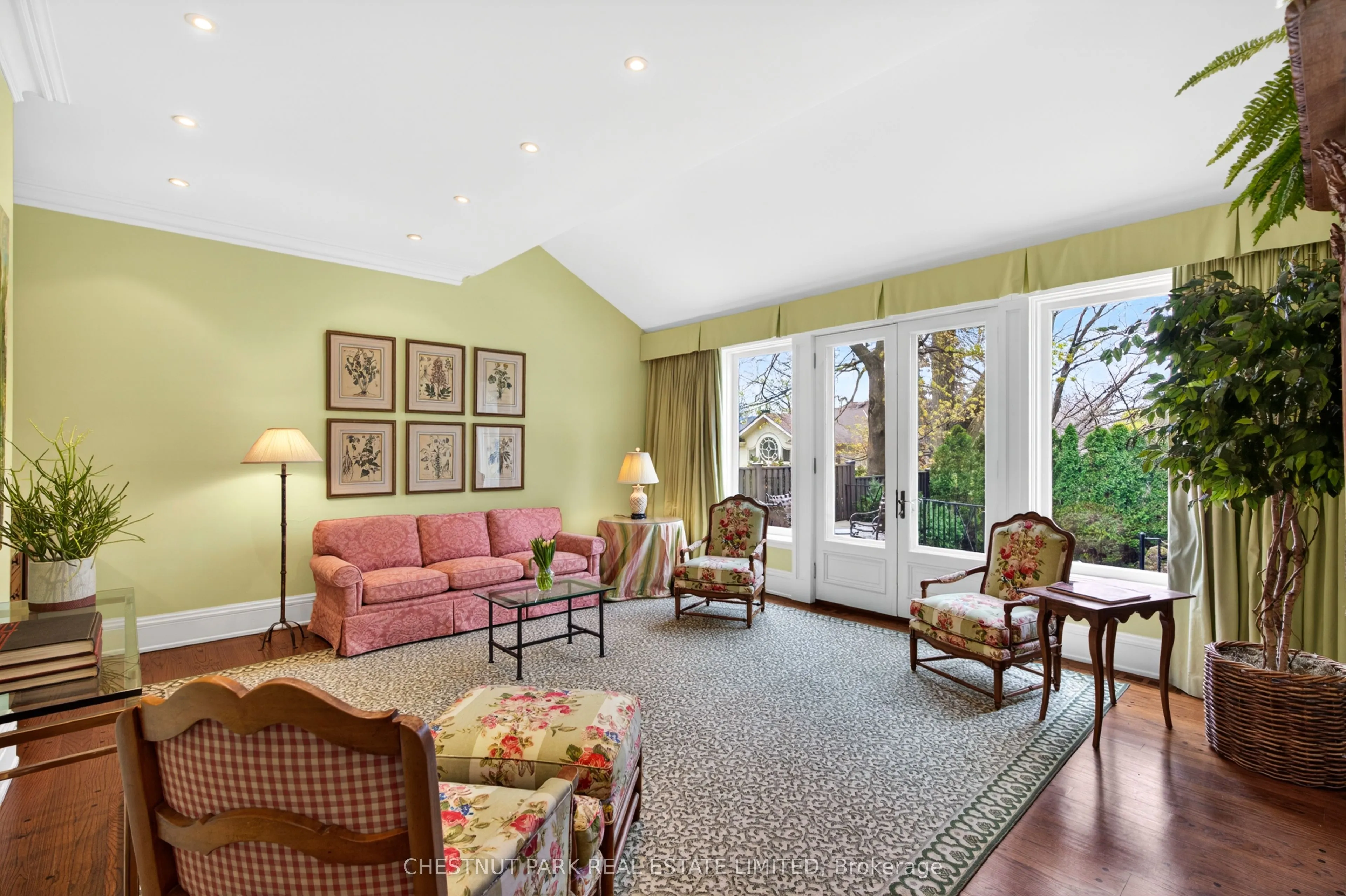 63 Lympstone Avenue