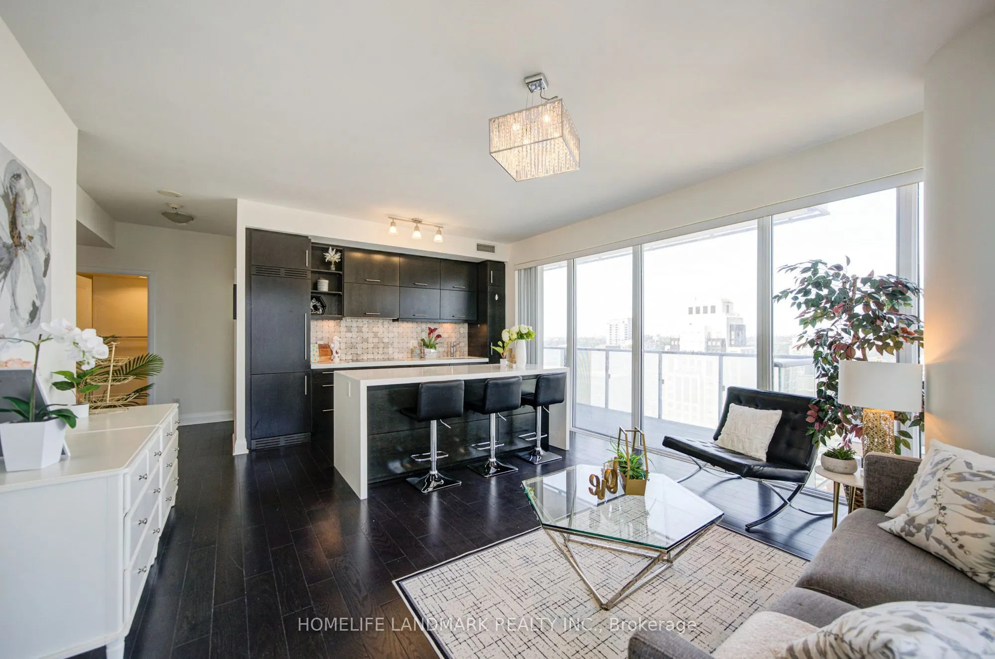 1080 Bay Street #3410