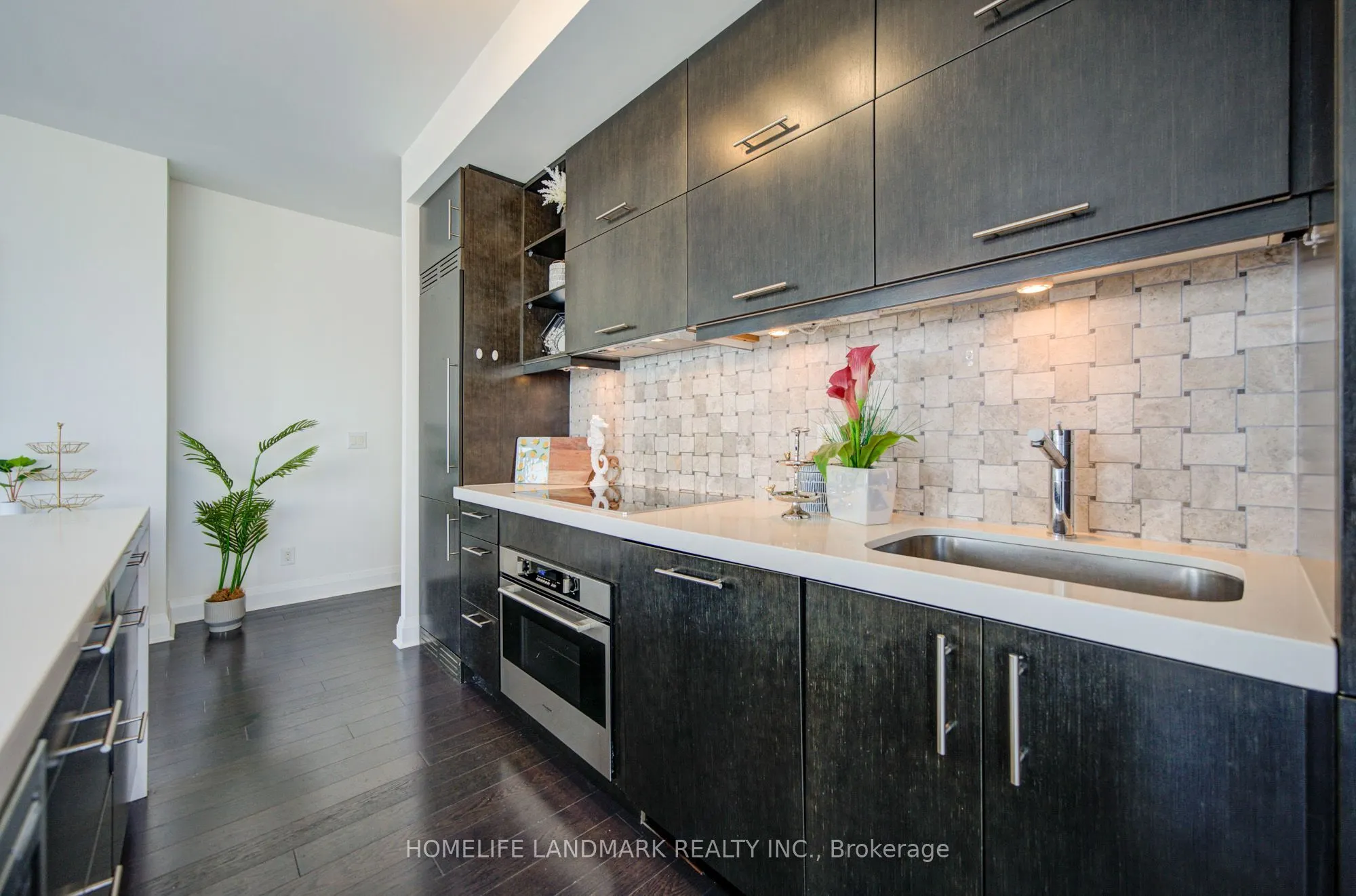 1080 Bay Street #3410