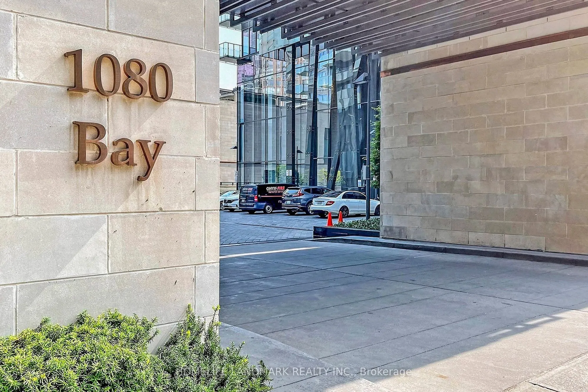 1080 Bay Street #3410