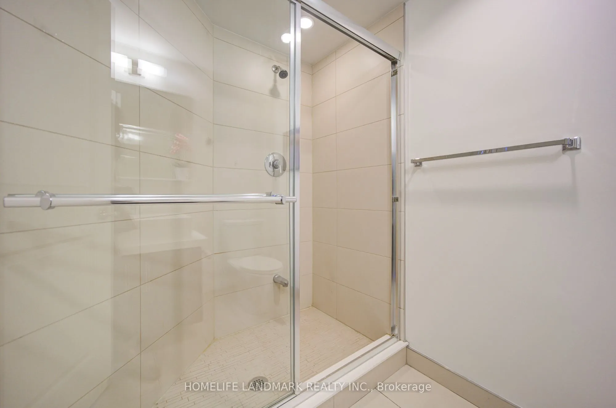 1080 Bay Street #3410