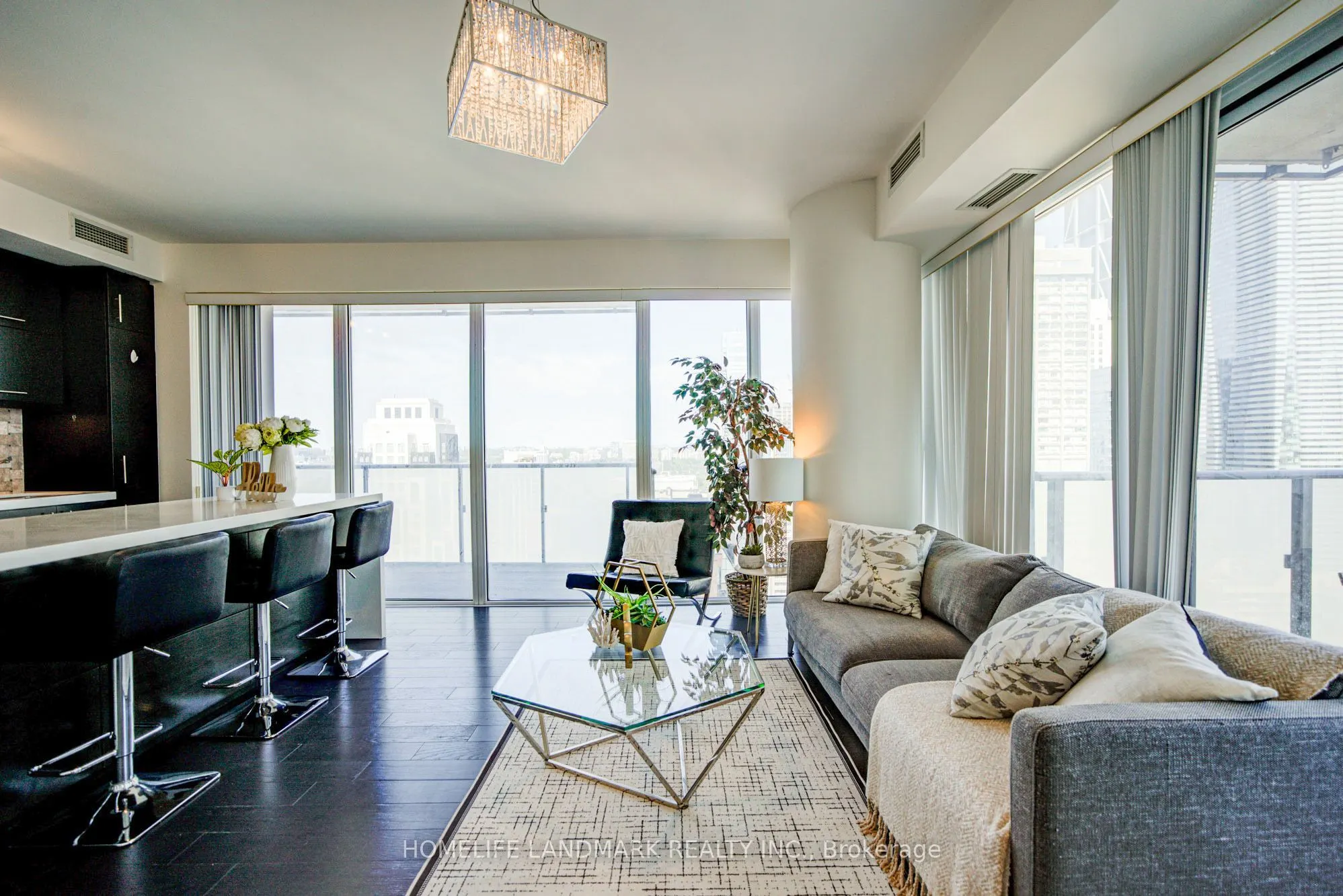 1080 Bay Street #3410