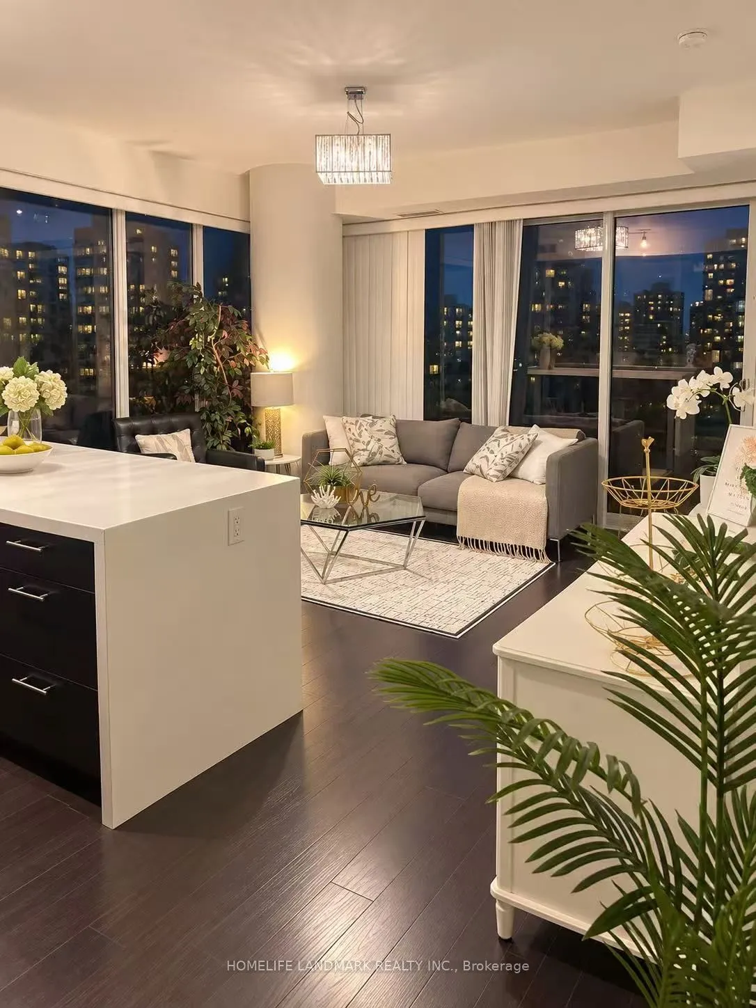 1080 Bay Street #3410