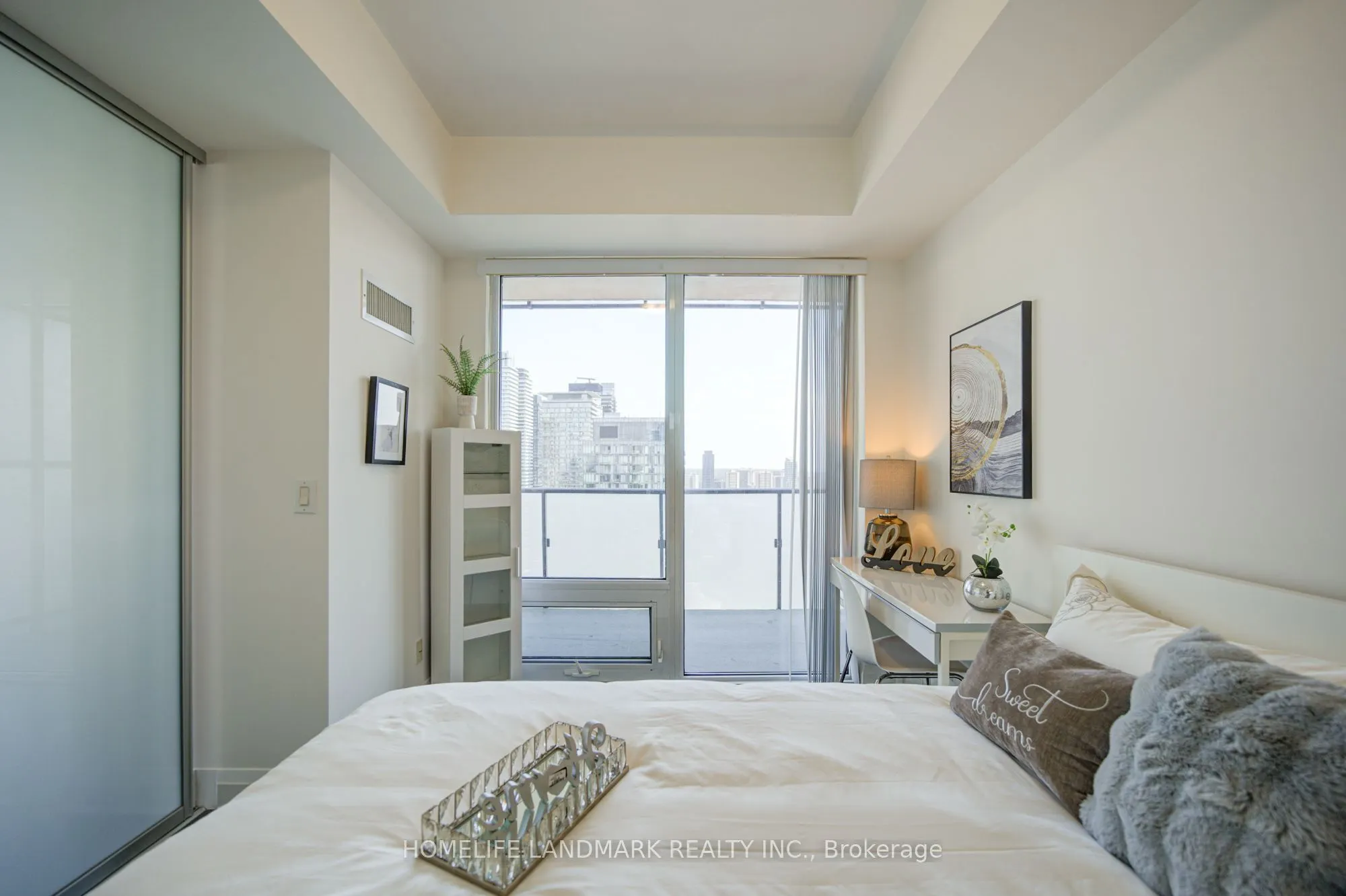 1080 Bay Street #3410