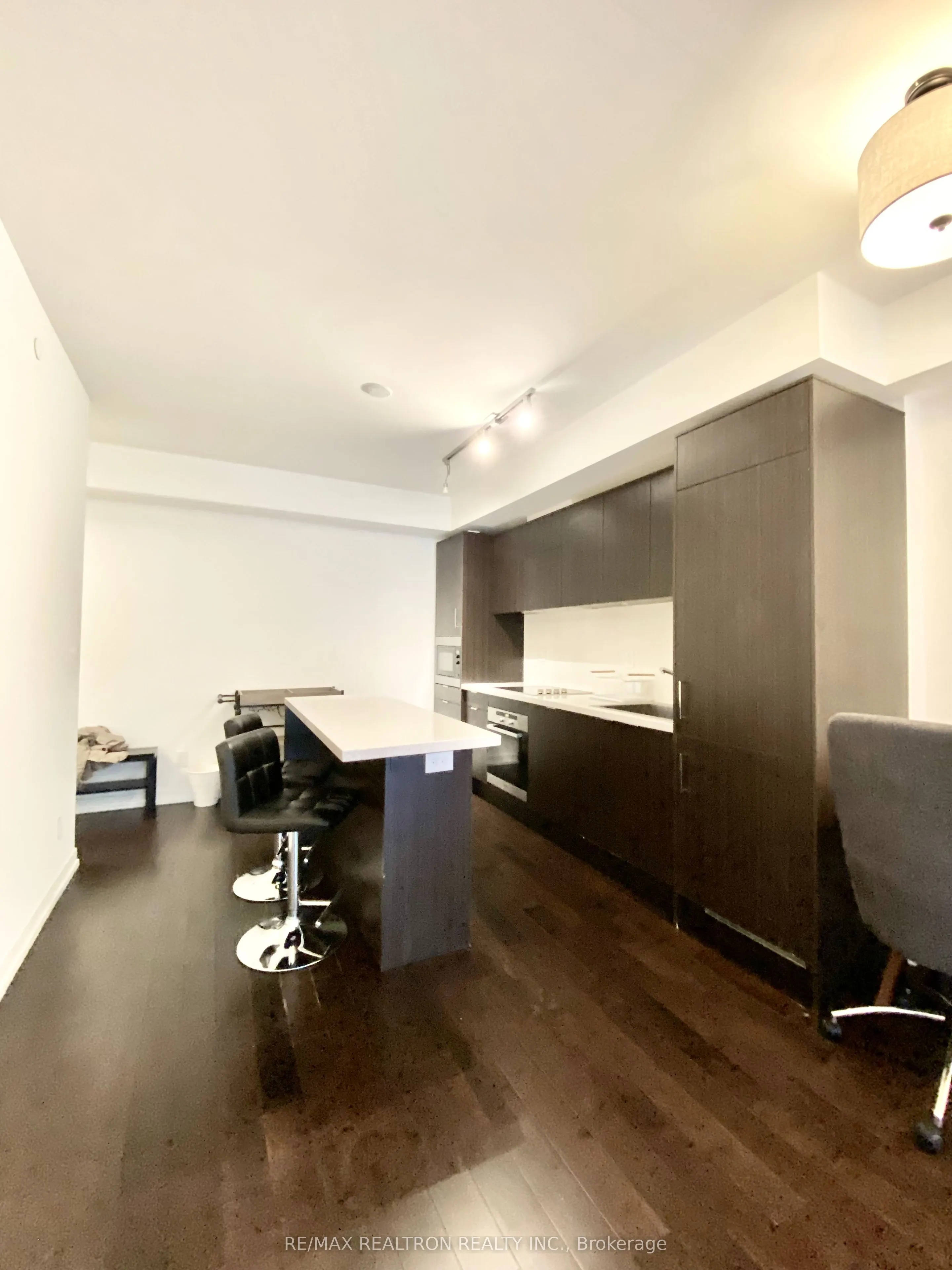 21 Widmer Street #710