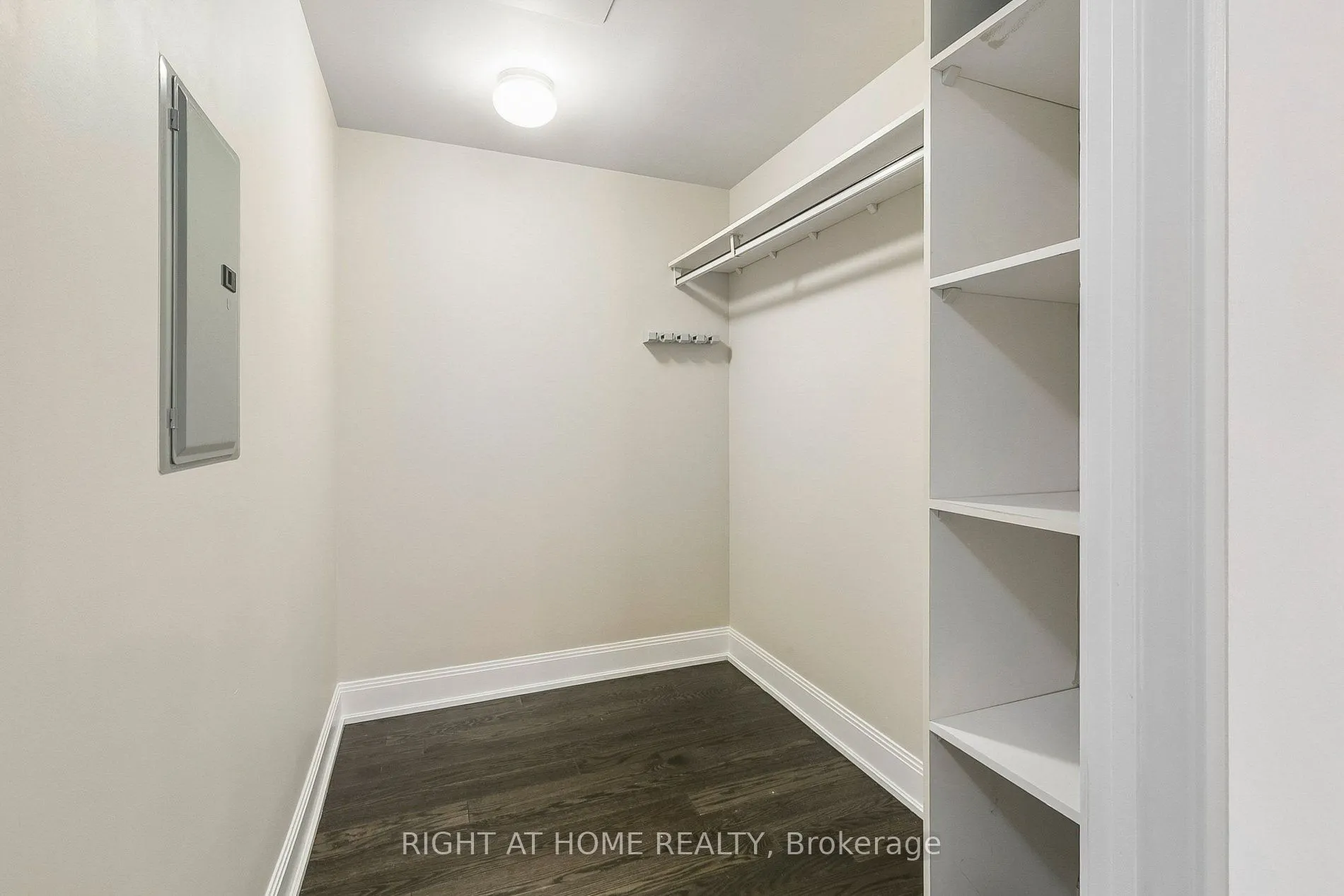 2181 Yonge Street #2804
