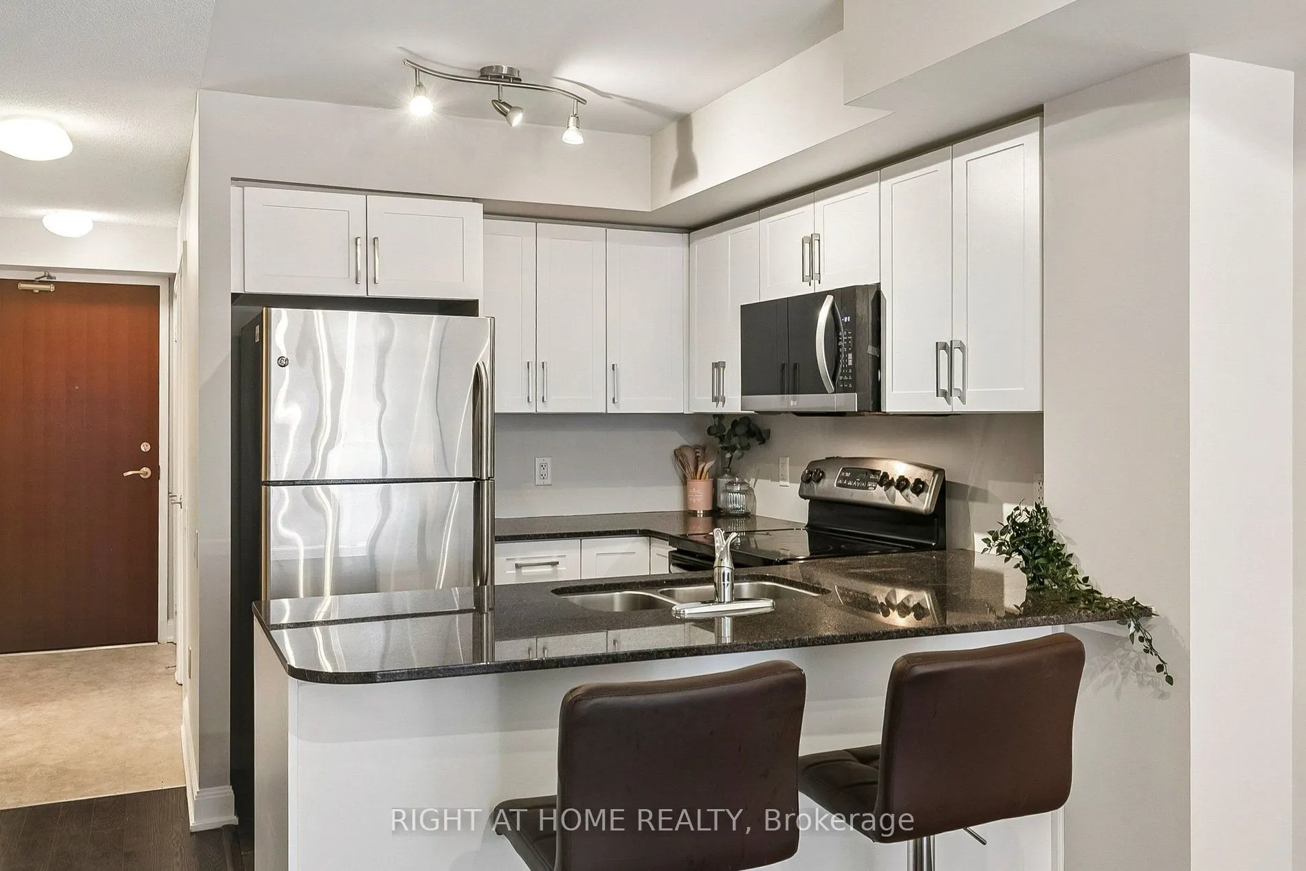 2181 Yonge Street #2804