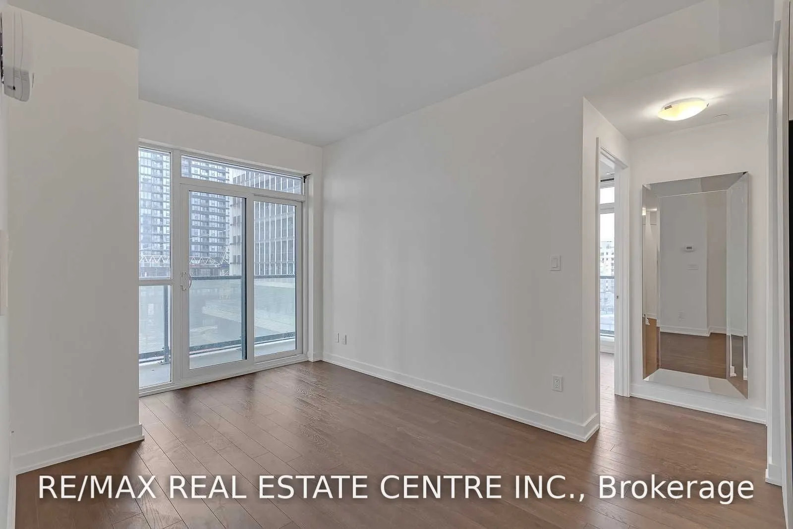 30 Ordnance Street #706