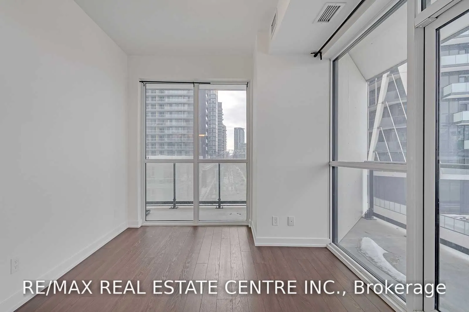 30 Ordnance Street #706