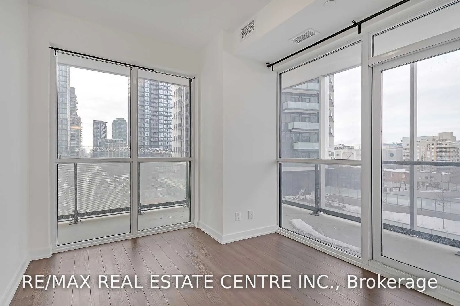 30 Ordnance Street #706