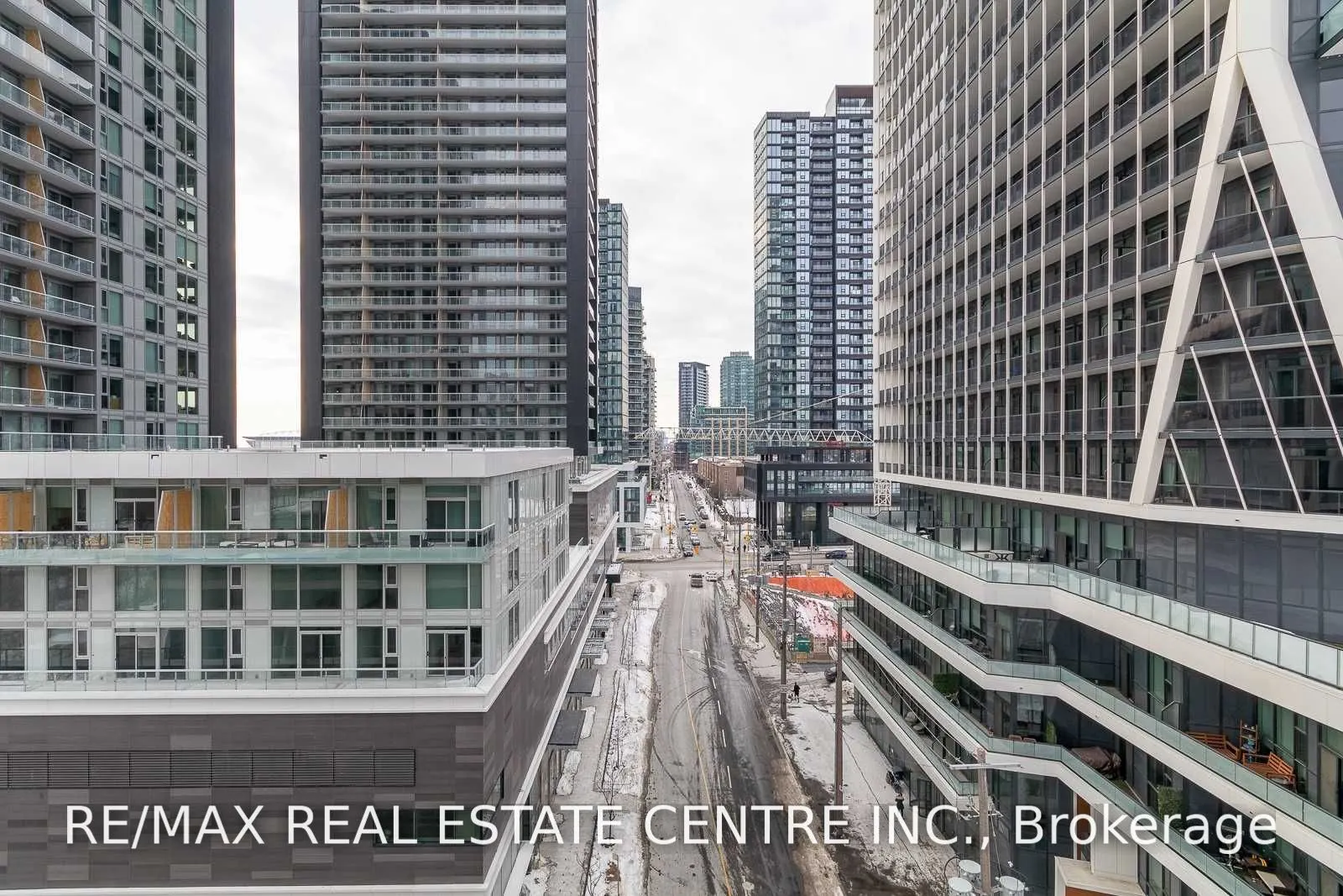 30 Ordnance Street #706