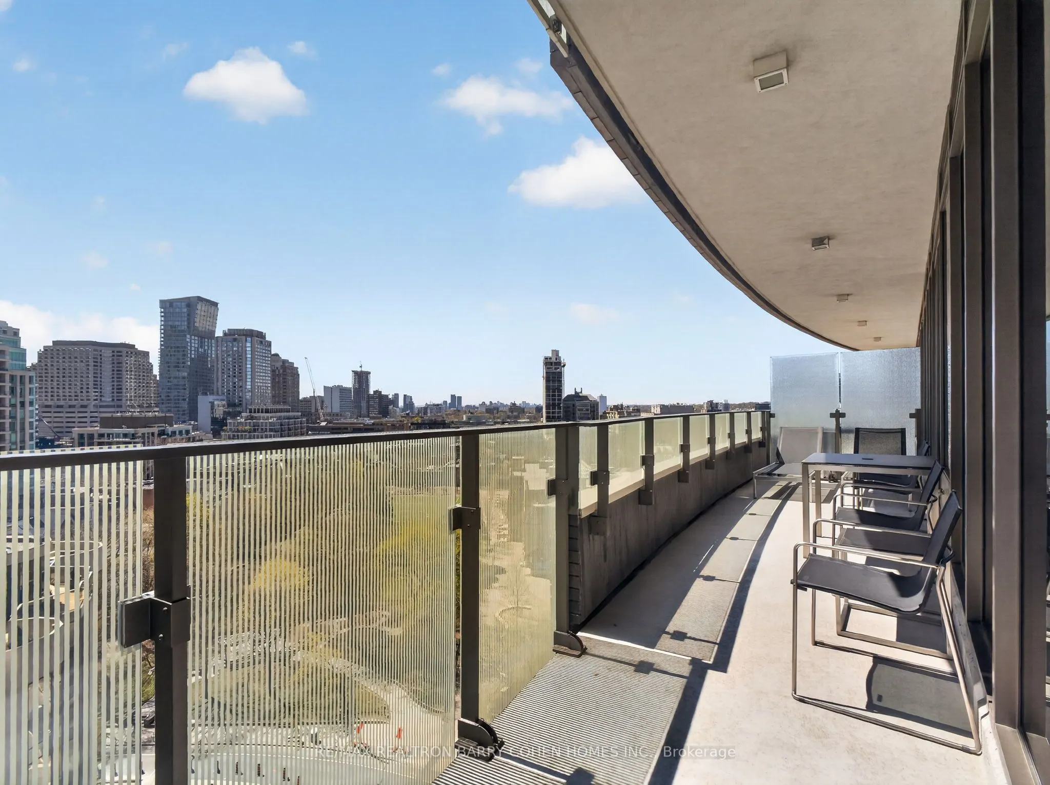 88 Davenport Road #1202