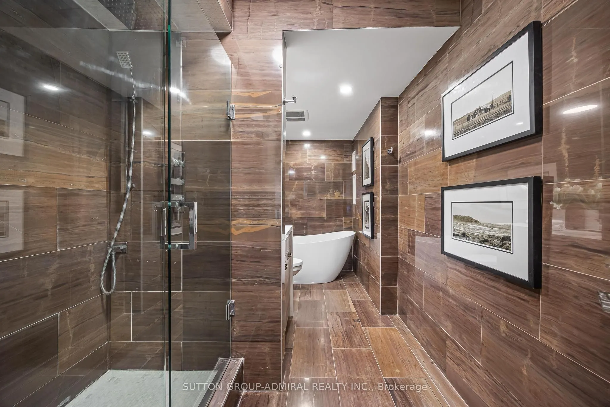 350 Lonsdale Road #206